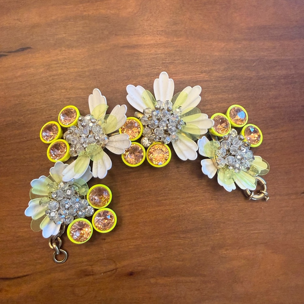 J CREW Yellow Brulee enamel Flower bracelet- stunning! EUC